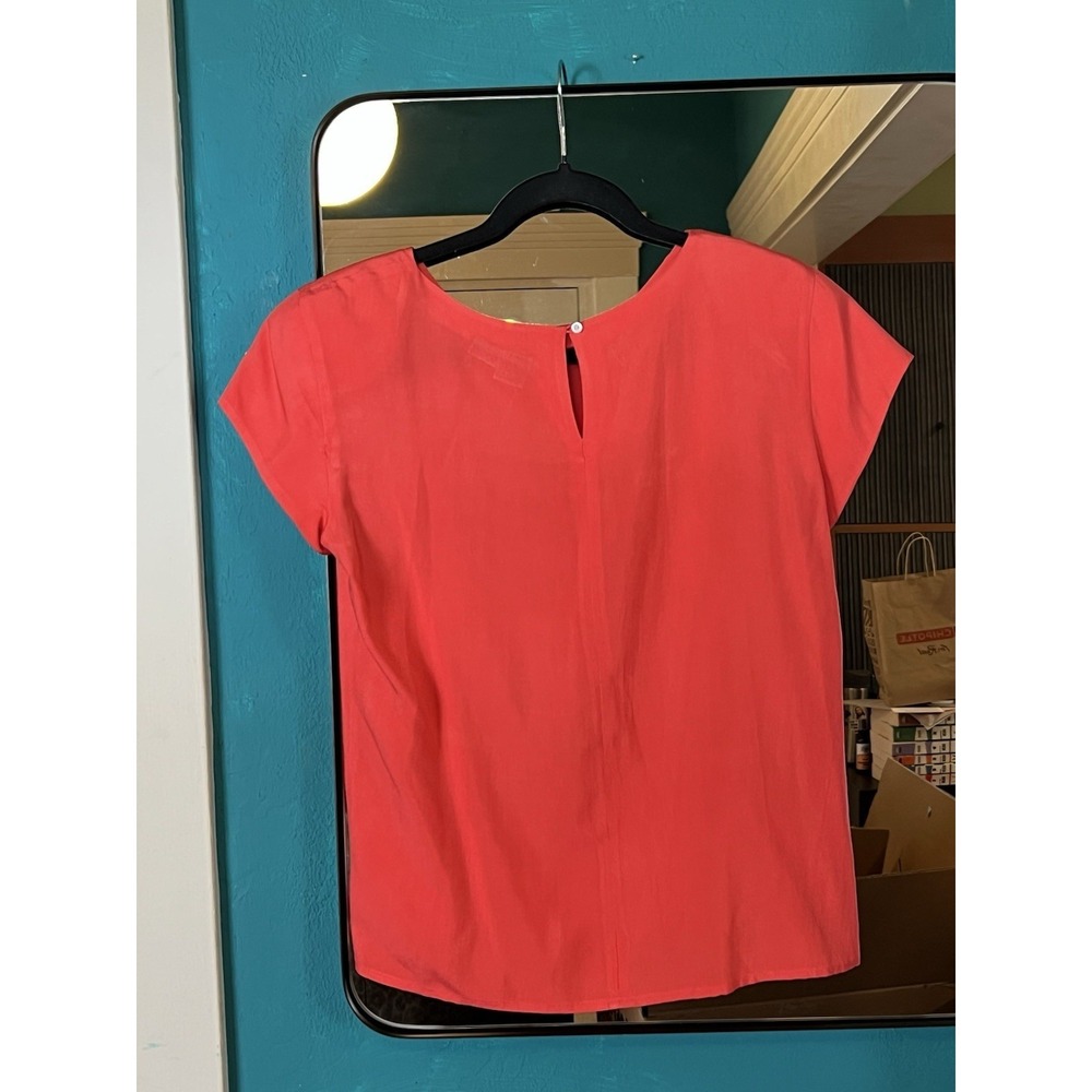 Anne Klein Top 100% Silk Blouse Vintage Petite XS Red *flawed* - Picture 2 of 8